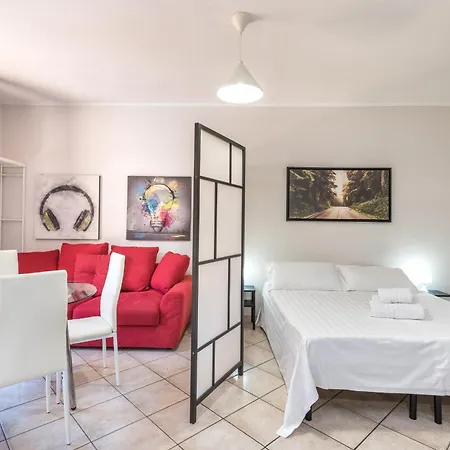 Travelershome Ciampino Suite * Ciampino